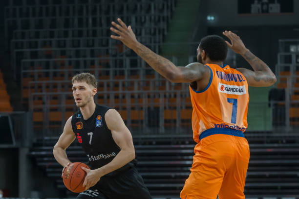 员从前台转 员从前台转